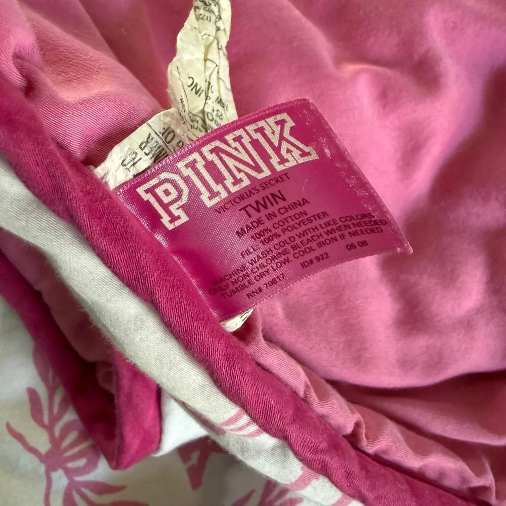 Vintage Victoria's Secret Pink Reversible Comforter Twin/Twin‎ XL monogram dog